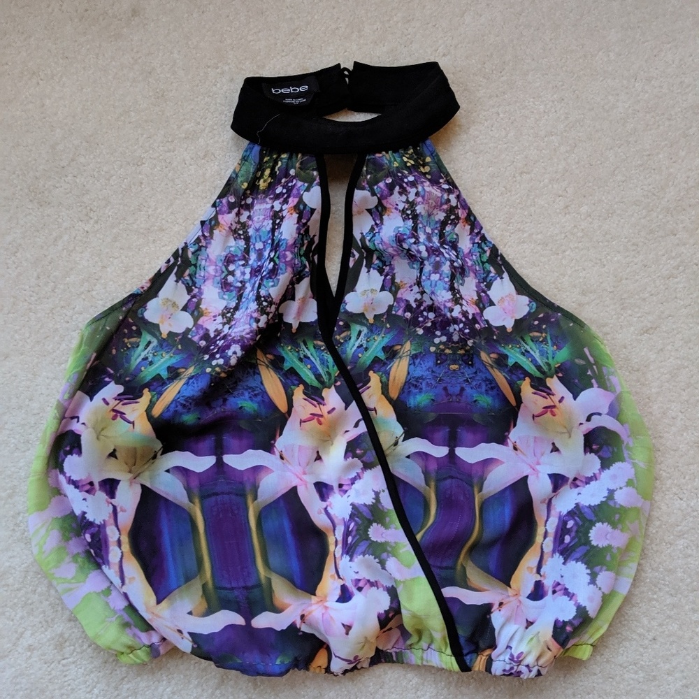 Floral Sleeveless Blouse